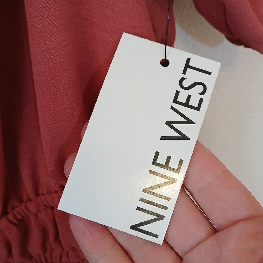 Nine West short sleeve square neck peplum blouse - Picture 4 of 6